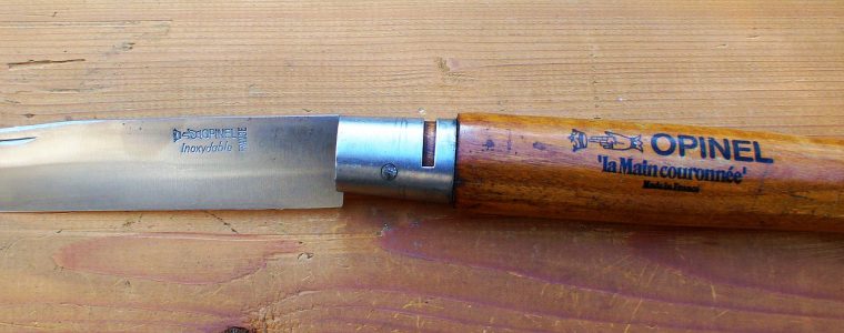 3 Solid Reasons To Start Oiling Your Knives