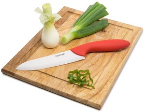 MoiChef 6 Inch Chef Knife: A Quality Knife For A Decent Price! 